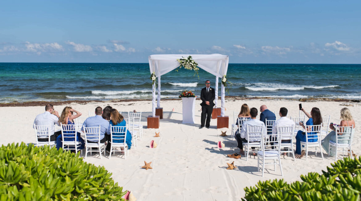 Destination beach wedding mexico