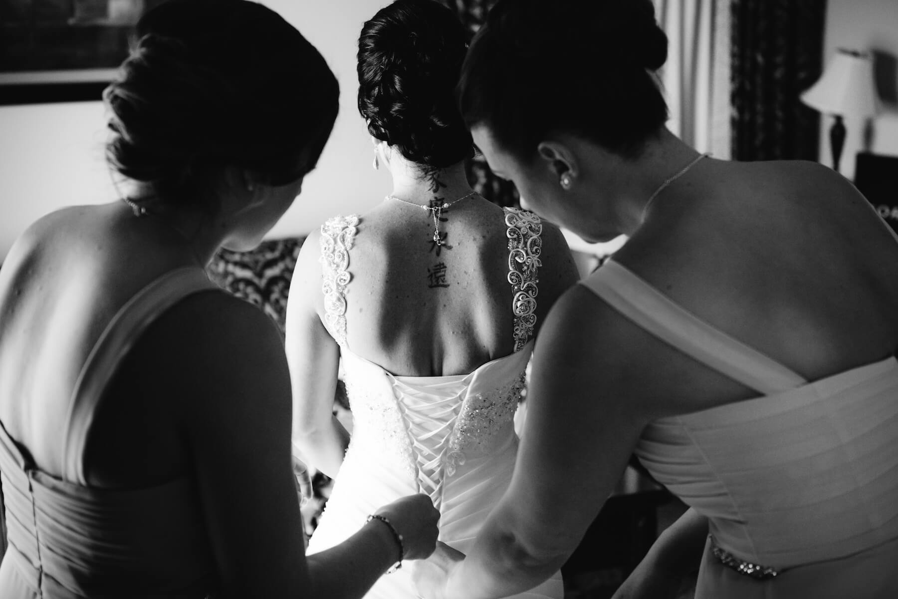 Bride preparation photos