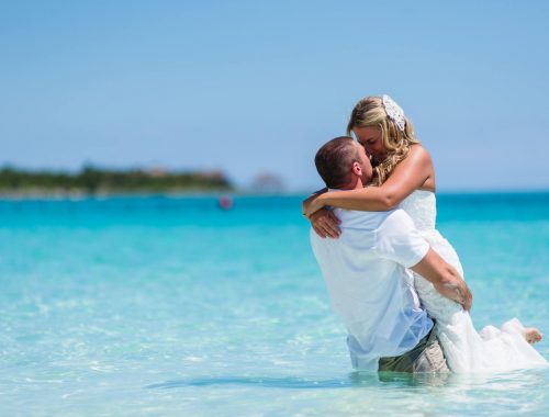 Trash the dress photo Mexico Trash the Dress session